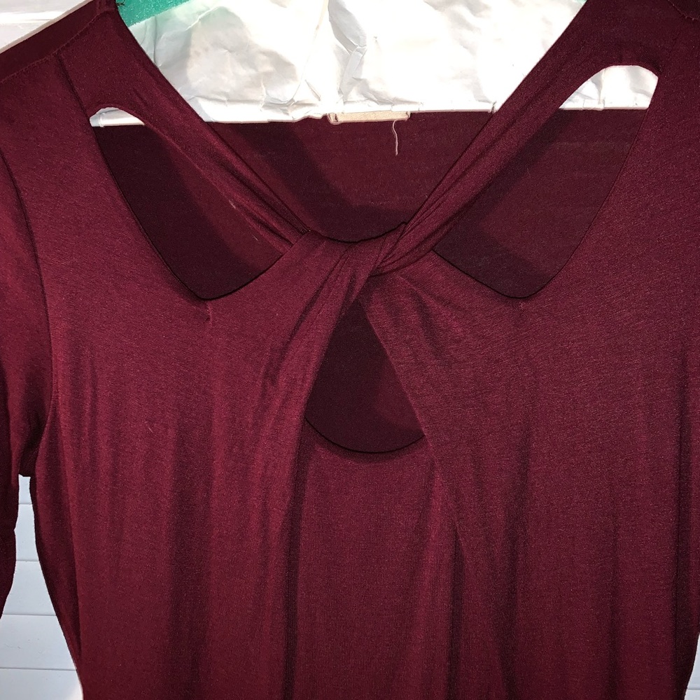 Twist neck 3/4 sleeve dress - Picture 2 of 3